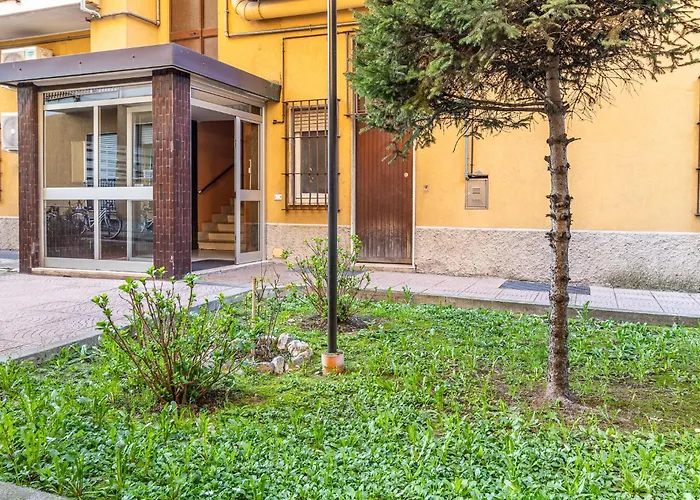 Policlinico San Donatom3 Suite Duomo 30Minuti